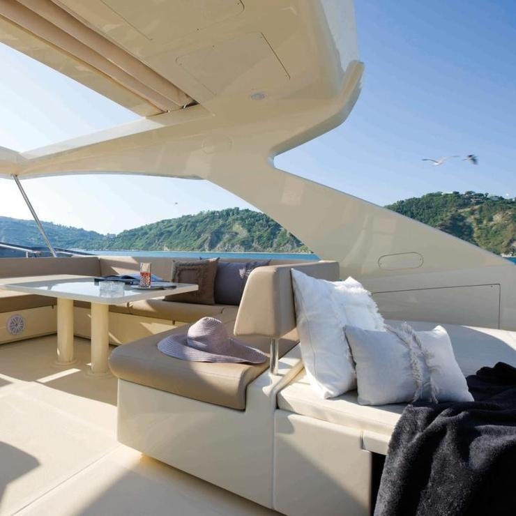 럭셔리 요트[Ferretti Althura840]