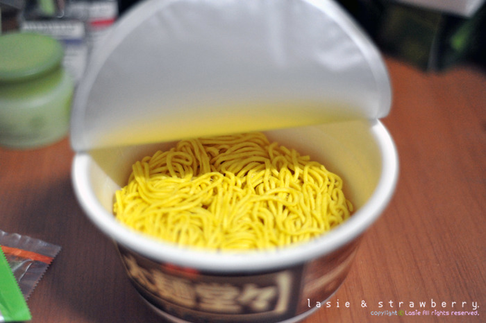 이번엔 국물라멘! 모닝구 무스메 CF출연 - 일청 태면당당「日清 太麺堂々」