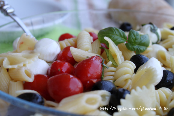 여름의 별미 깔끔하고~가벼운 샐러드 파스타(Insalata di pasta)