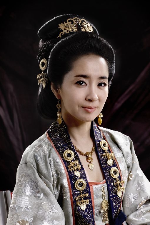 선덕여왕 한복