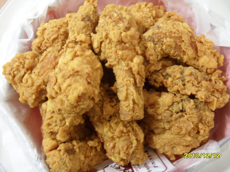 큰통치킨 이미지