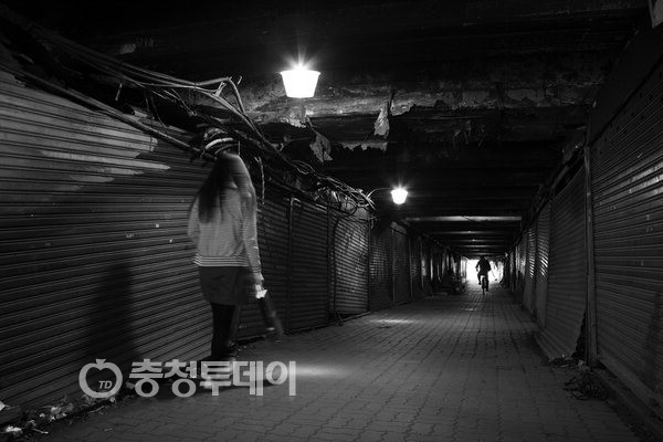굴다리 이미지