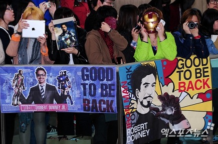 더블클릭을 하시면 이미지를 수정할 수 있습니다