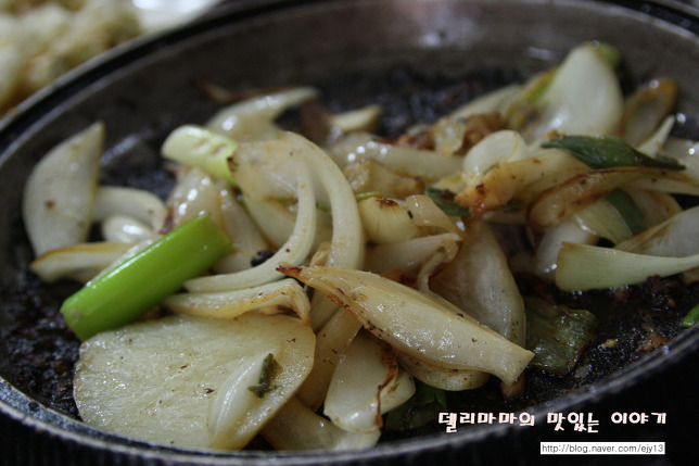 서울에서 곱창 잘하는 집 - 종로 <짚불구이 황소곱창>