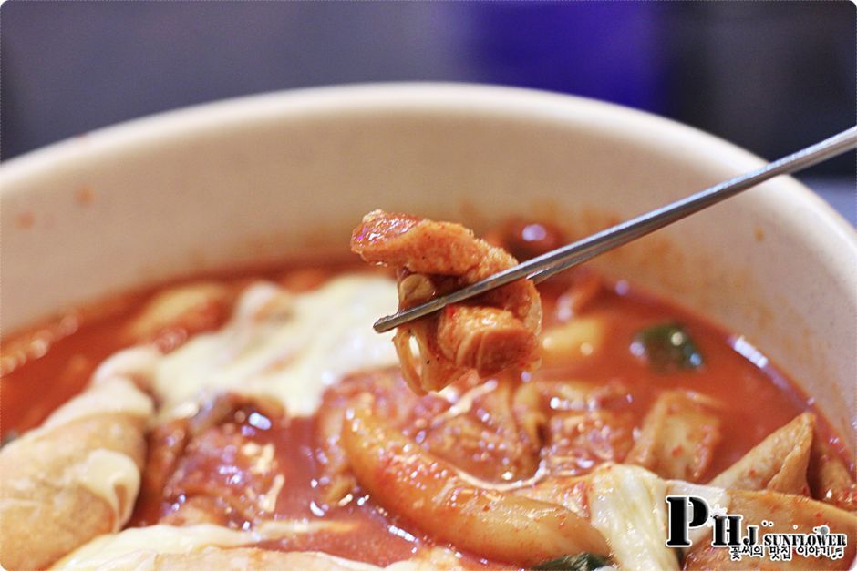 신당맛집-연예인들과 매스컴에서 인정한 매운 떡볶이 -엽기떡볶이