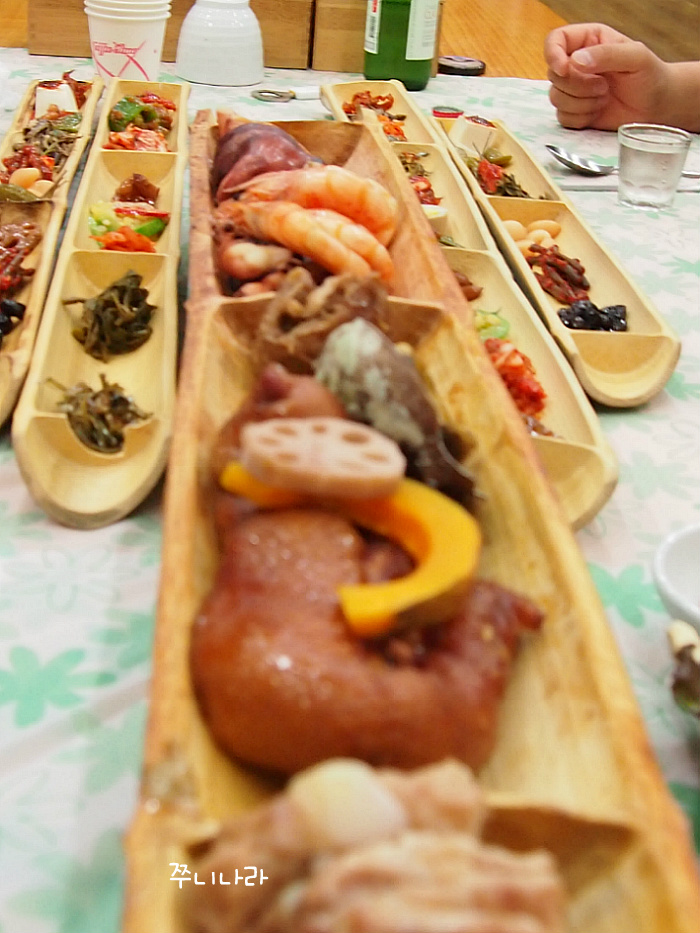 [맛집인천]밥한끼 하자해서 갔는뎅..거나하다 못해 거대했던 밥상 고맙다 친구야~^^ 산과 바다愛 왕대통수라찜.