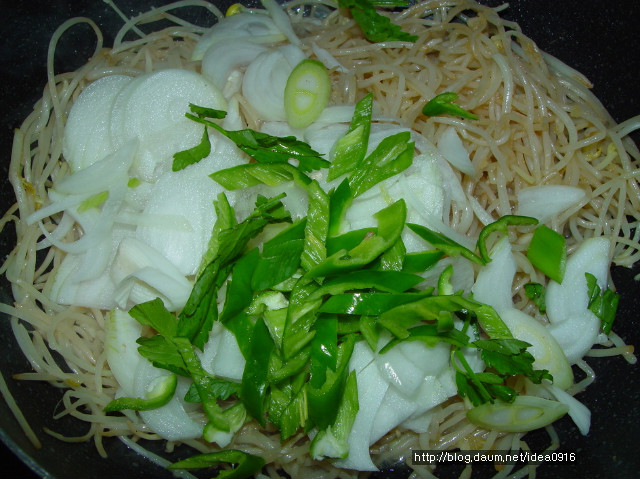 단돈 삼천원으로 전문점 맛을내는 두부 콩나물찜