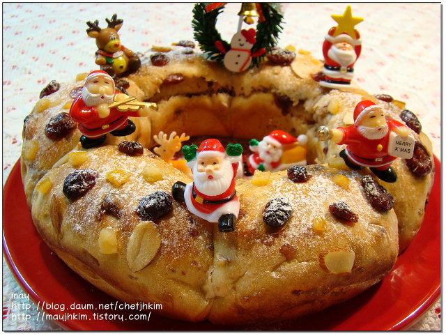 크리스마스 리스 과일빵