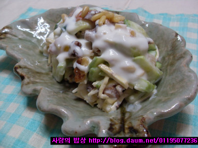 애벌레의 꿈을 닮은인삼채 오이말이