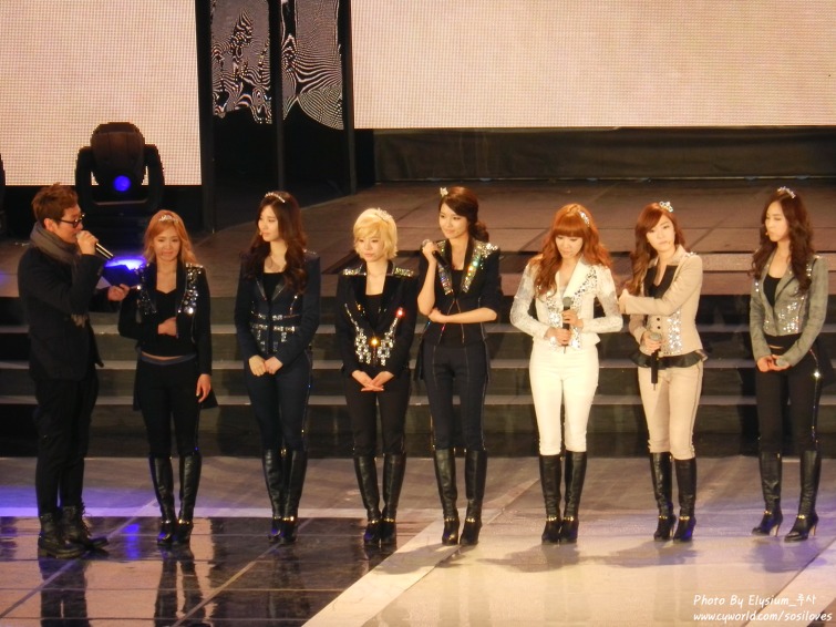 [FANTAKEN/PRESS PIC][11-03-2012] Girls' Generation || K-Collection Event 15655B424F5CC02E046A98
