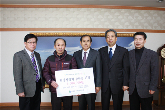 판돈 이미지