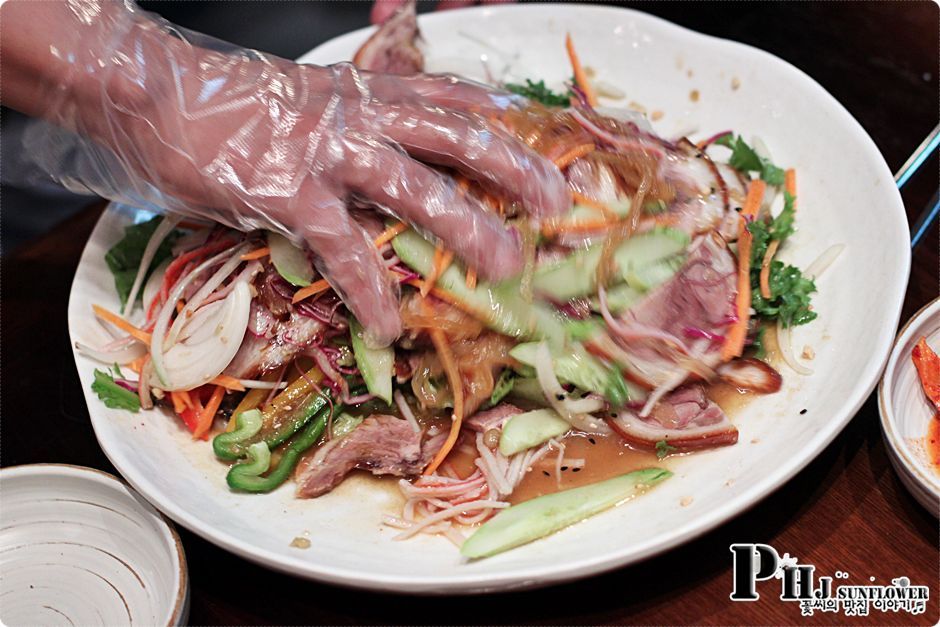 경희대 맛집-여자들이 좋아하는 상큼한맛! 부산에 명물 냉채족발