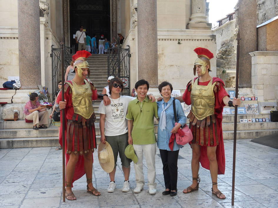 참으로 아름답고 사랑이 가득 찬 가족 [베베] 패밀리