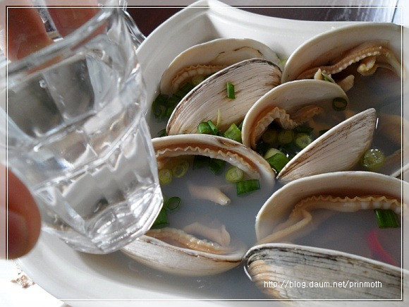 김씨네 포장마차에 닭똥집 드시러 오세요~~