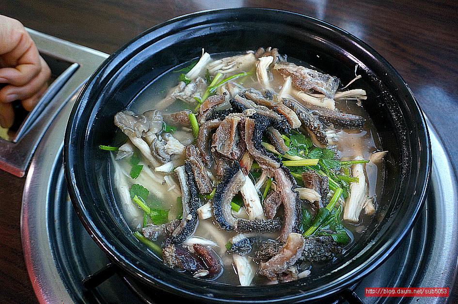 (김포공항 맛집)37년 전통 소내장 버섯 칼국수 맛집 - 발산(강서) 지역 추천맛집 공항 칼국수 후기