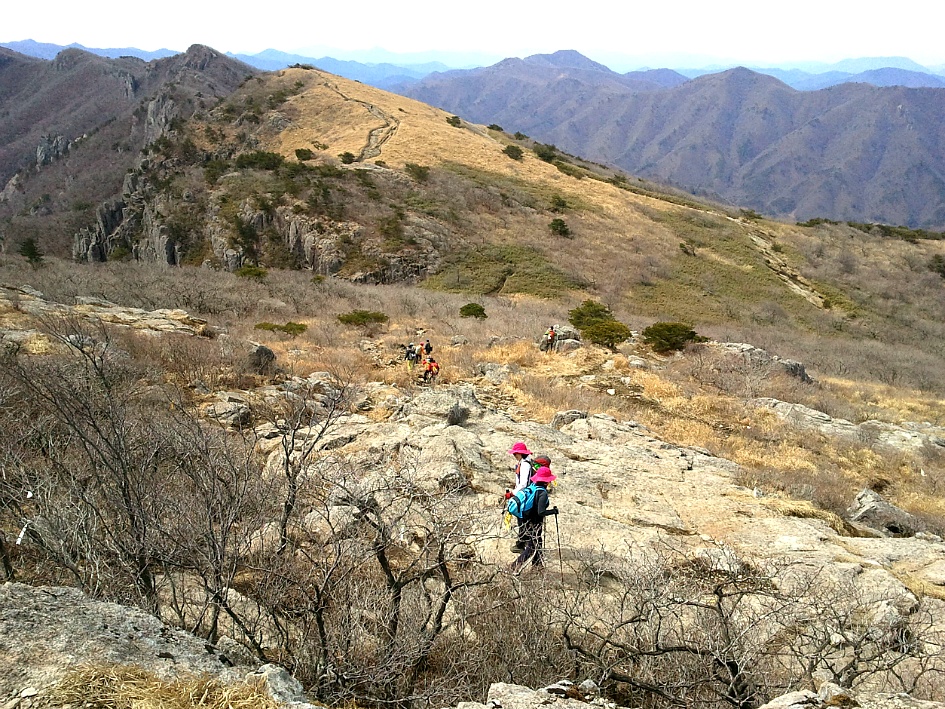 영남알프스 2 -영화같은 하늘 억새길 /신불산,영축산 종주/2013.3.16