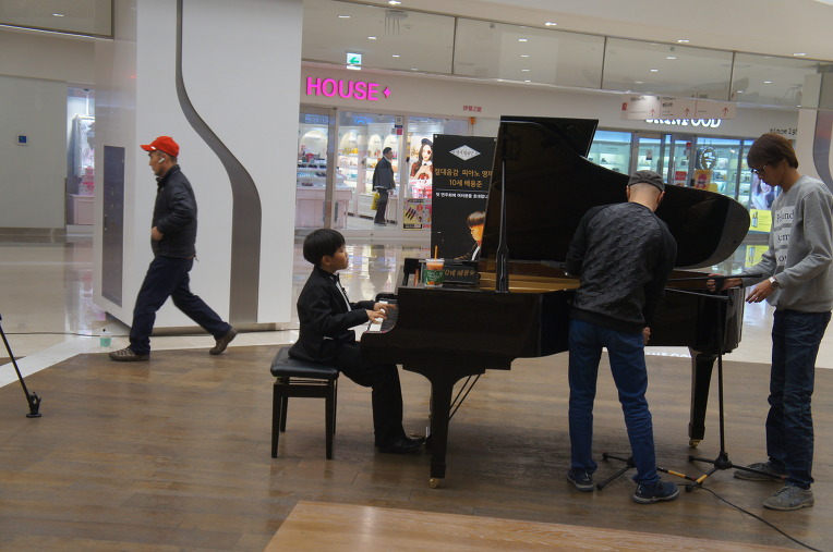 영재발굴단에 출연하게 된 배용준군