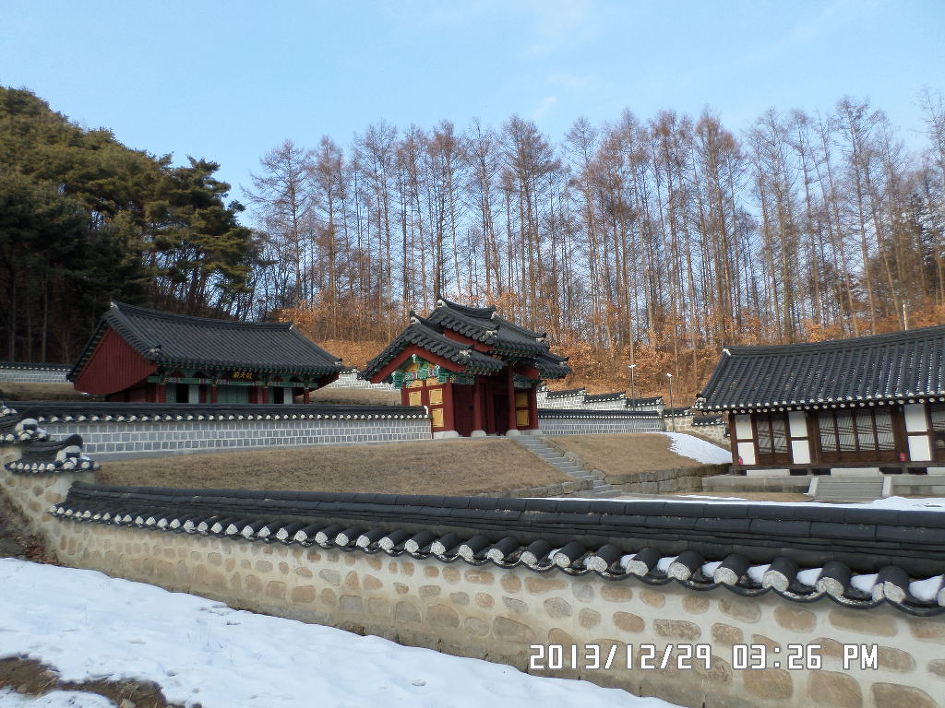 겨울 오지를 찾아 원주 귀래면의 미륵산(695m)을 계사년 마무리산행으로 다녀오다.