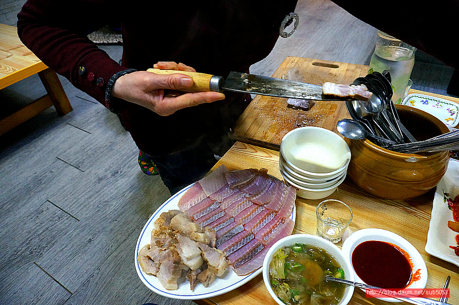 (천호동 맛집)남도 김치맛에 반한 홍어 삼합 맛집 - 발산(강서) 지역 추천맛집 흑산도 홍어집 후기