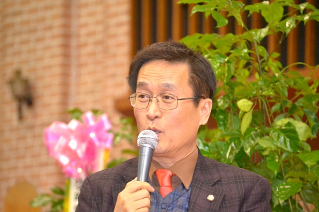 9960643C5C19858E265D4D