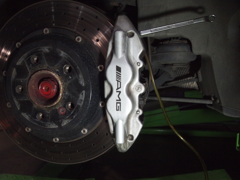 <카젠모터스> SL55 AMG (R230) 프론트 브레이크 디스크 로터 (좌,우) 교환 및 순정 브레이크오일 DOT4 PLUS 순환식 교환 ~~